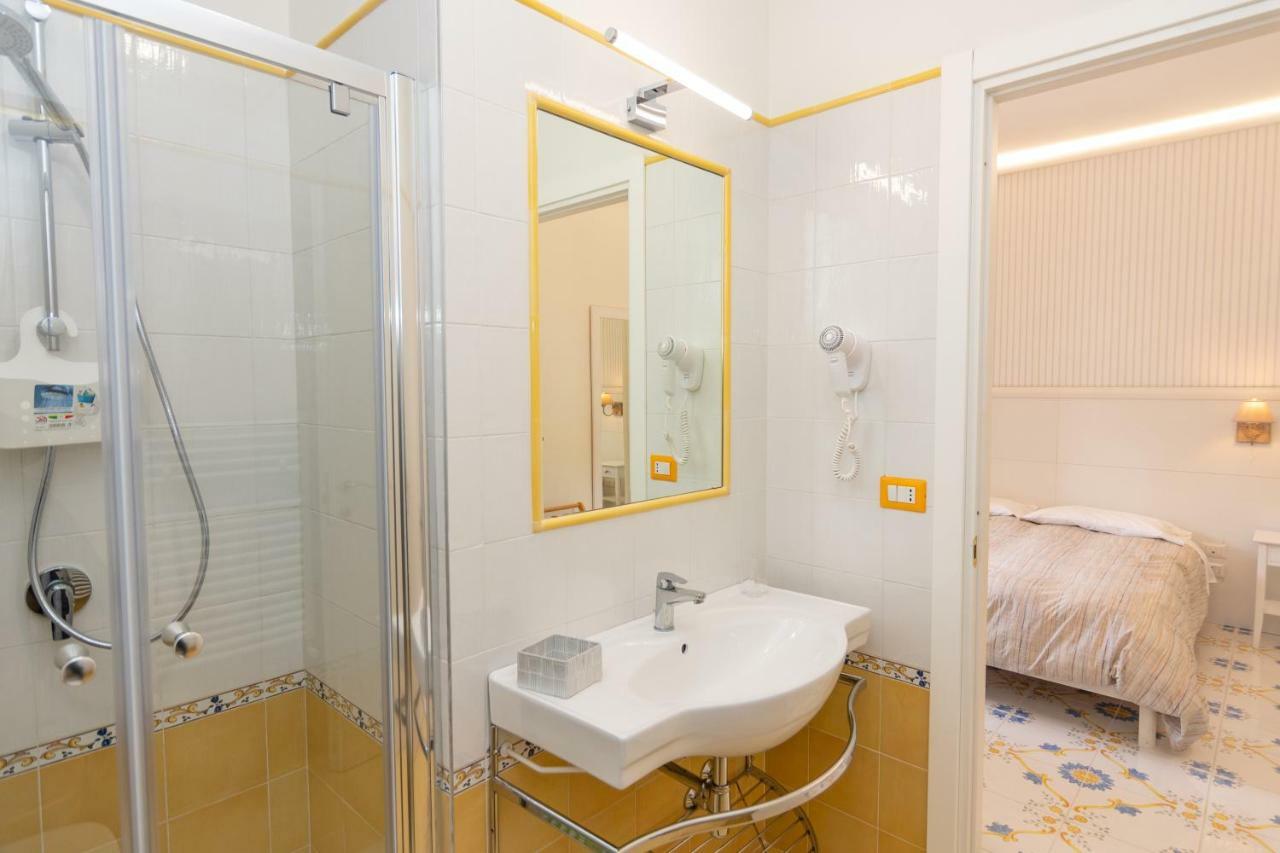 Ambra Sorrento Suites Short Rent Buitenkant foto