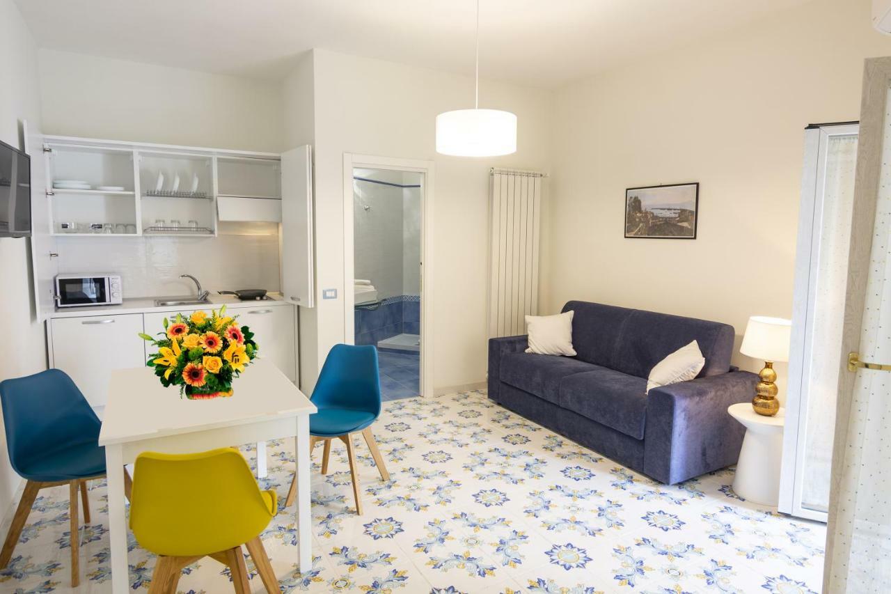 Ambra Sorrento Suites Short Rent Buitenkant foto